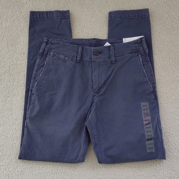 American Eagle NWT Navy Blue Flex Slim Lived In Khaki Mens Flat Front. Size 28. - Picture 1 of 8